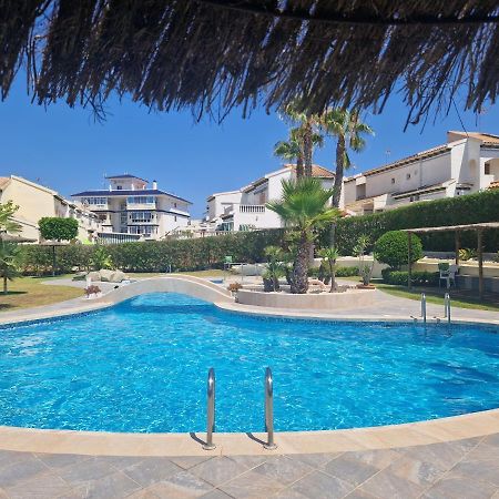 Lovely Apartment Near The Beach In Sunny La Mata Torrevieja Bagian luar foto
