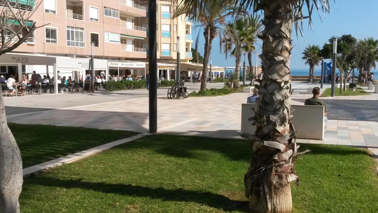 Lovely Apartment Near The Beach In Sunny La Mata Torrevieja Bagian luar foto