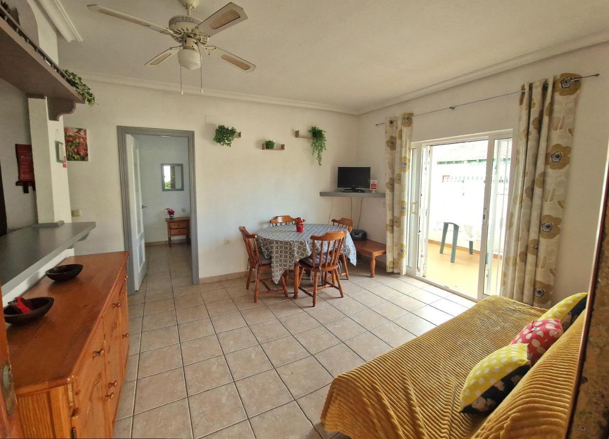 Lovely Apartment Near The Beach In Sunny La Mata Torrevieja Bagian luar foto
